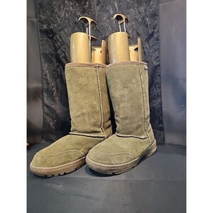 Bearpaw Boots Women's Size 10 Brown Khaki EUC